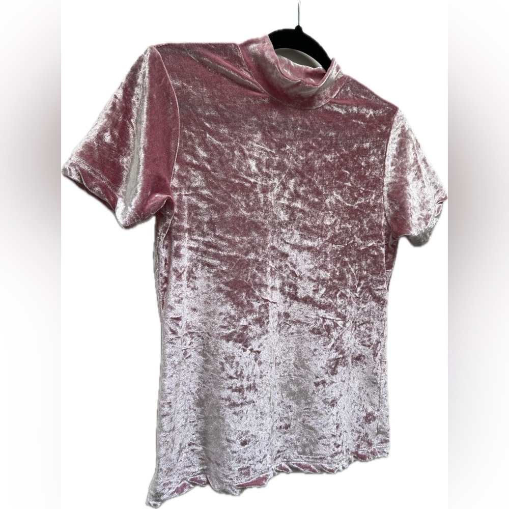 PRETTYGOOD | Baby Pink Velvet Tee